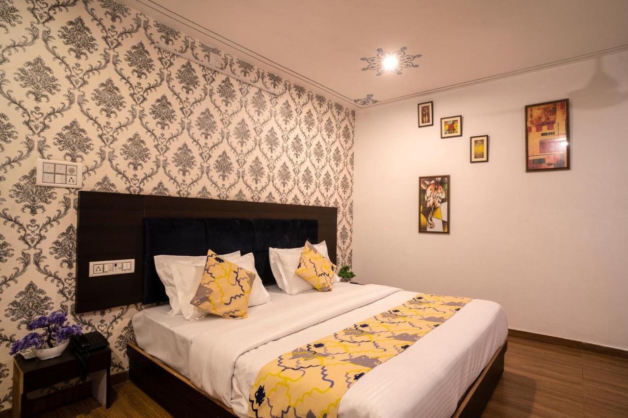 Tripli Hotels Arunoday Palace Udaipur Dış mekan fotoğraf