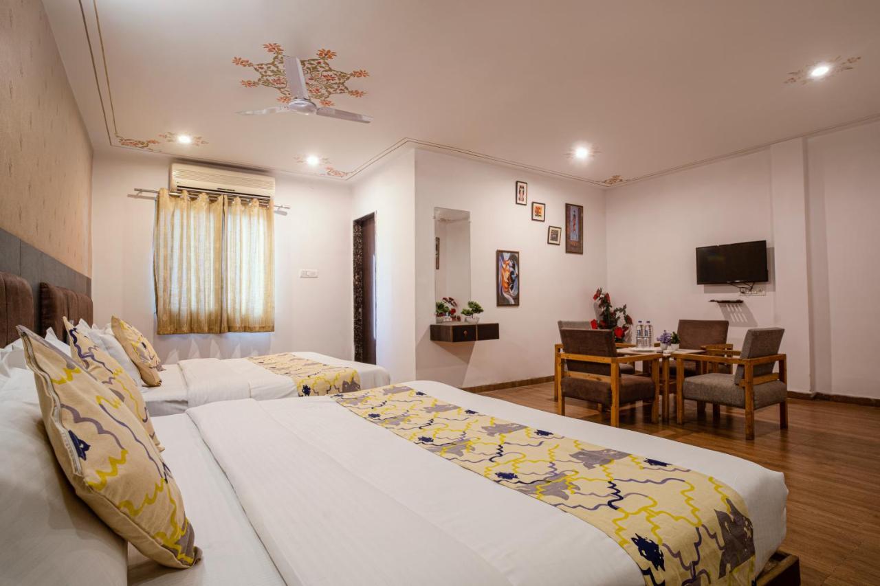 Tripli Hotels Arunoday Palace Udaipur Dış mekan fotoğraf