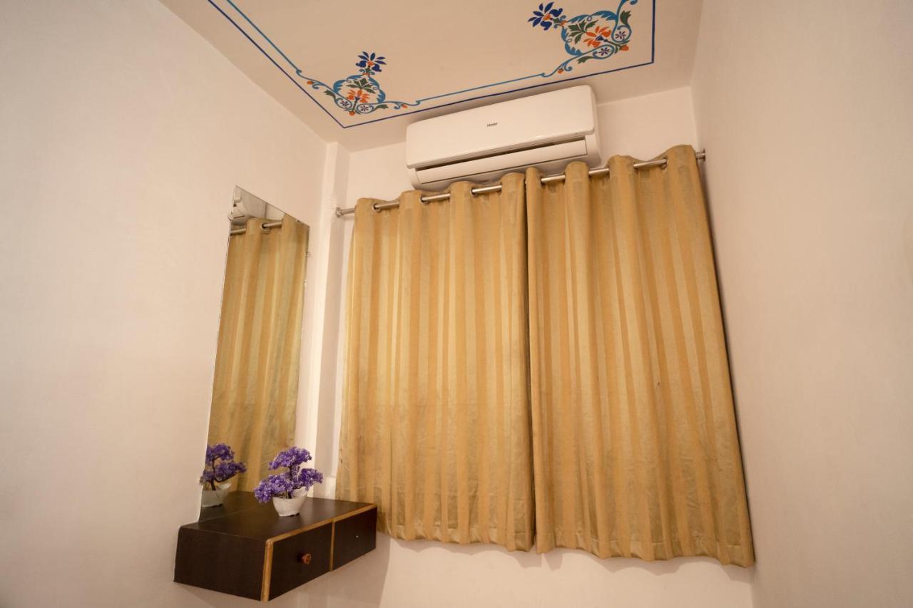 Tripli Hotels Arunoday Palace Udaipur Dış mekan fotoğraf