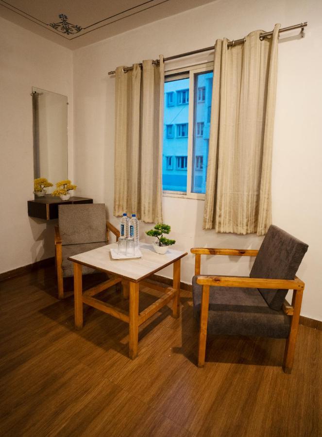 Tripli Hotels Arunoday Palace Udaipur Dış mekan fotoğraf